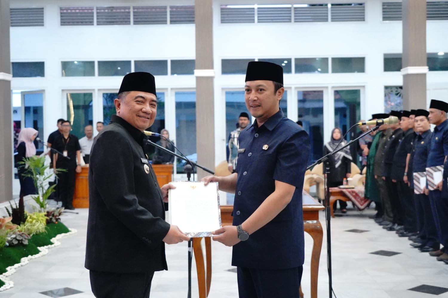 Bupati Garut Lantik 22 Penjabat Kepala Desa Persiapan, Dorong Peningkatan Pelayanan dan Pemerataan Pembangunan