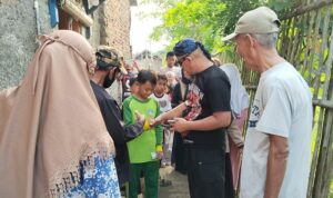 Santuni Anak Yatim, Abah Betmen Siap Tampung Anak Yatim- Dhuafa Putus Sekolah Santuni Anak Yatim, Abah Betmen Siap Tampung Anak Yatim-Dhuafa Putus Sekolah